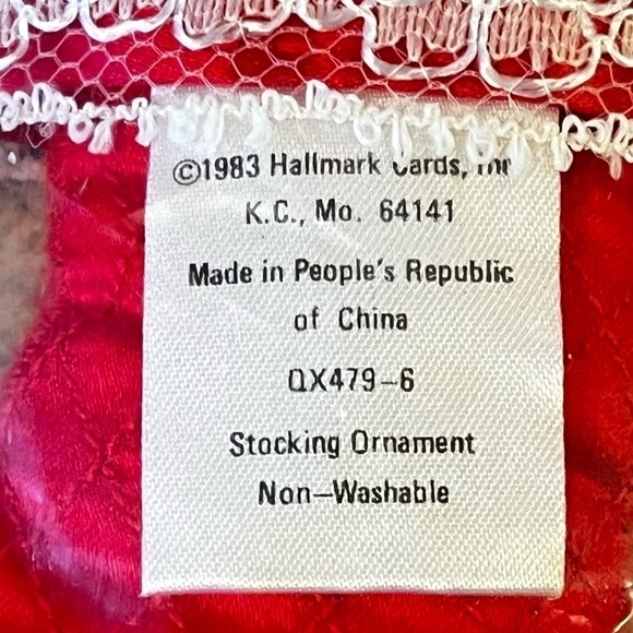 NEW Vintage 1983 Hallmark Ornament Hand Embroidered Stocking Rainbow Teddy - Picture 5 of 8